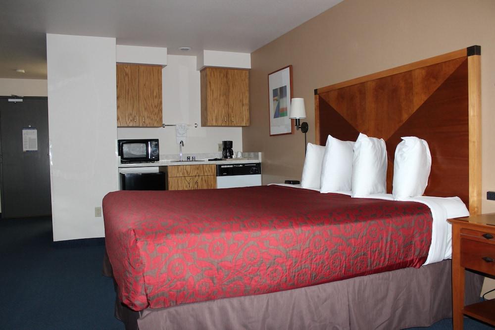 Days By Wyndham Hotel 2*