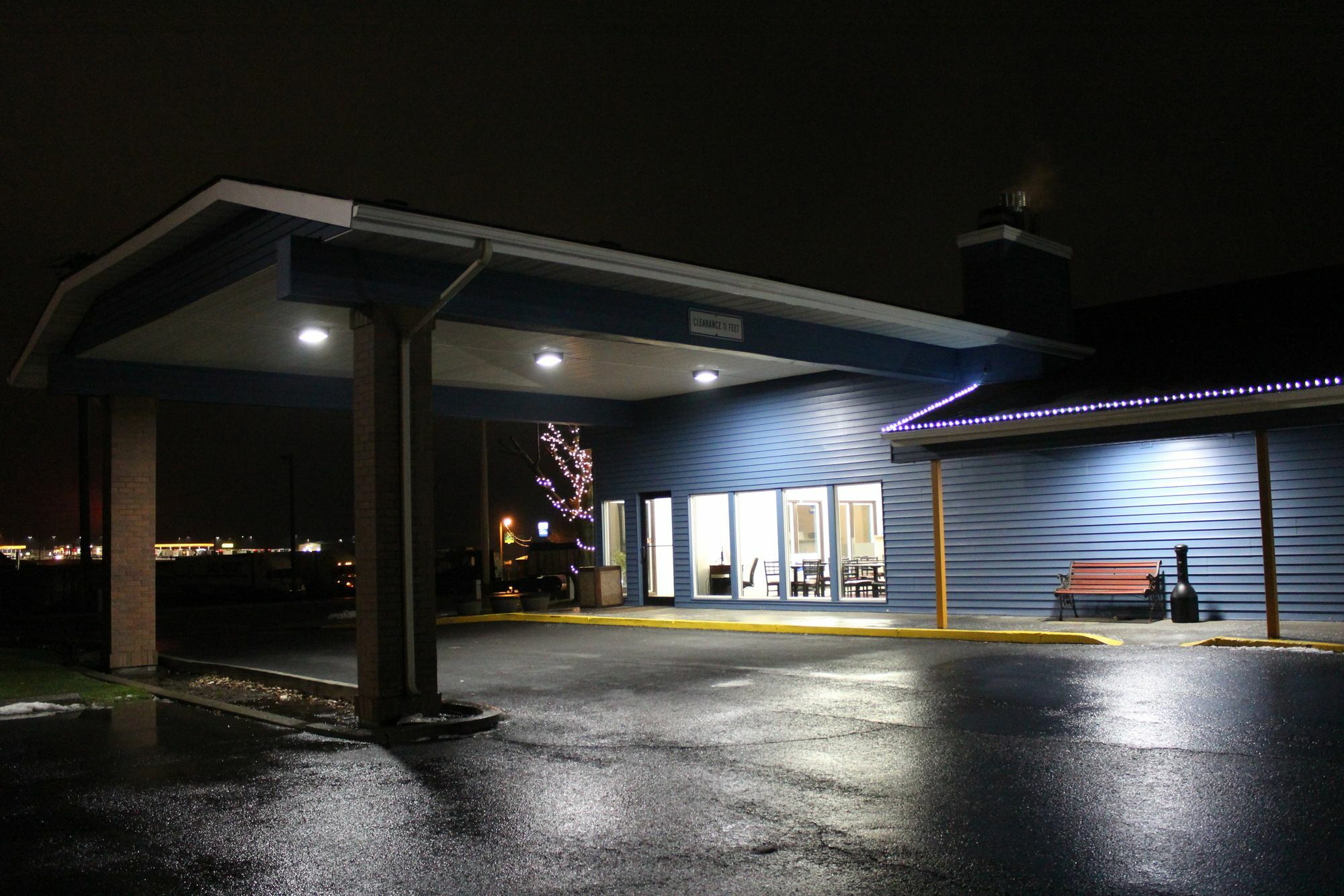 Days By Wyndham Hotel 2*