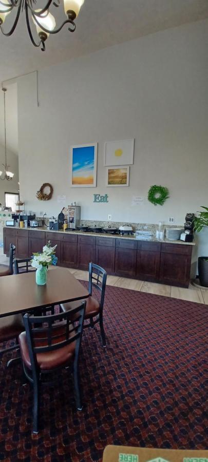 Days By Wyndham Hotel 2*
