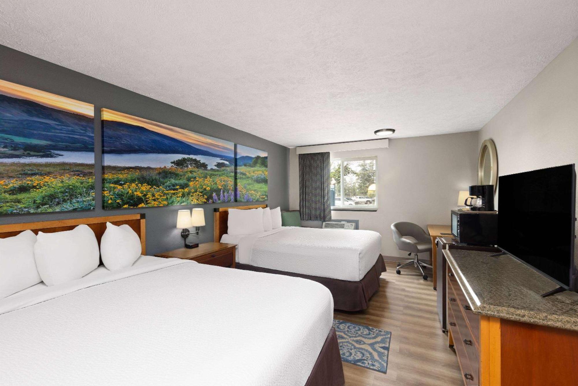 Days By Wyndham Hotel